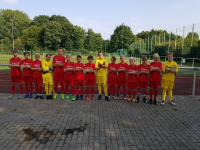 D1 bewahrt weiße Weste<br />
(02.10.)